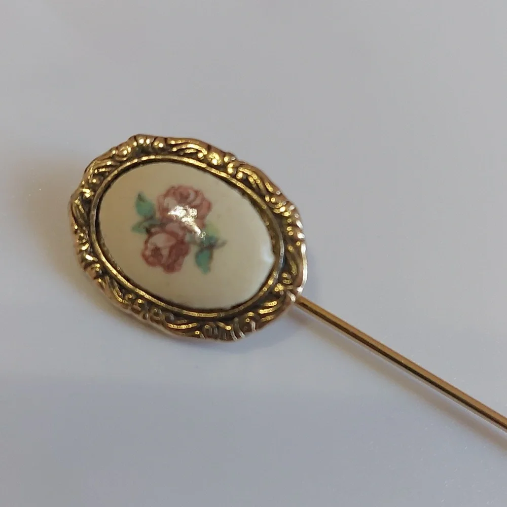 Vintage Cameo Rose Stick Pin - Picture 2 of 5